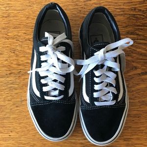 Old Skool Vans - size 6 W